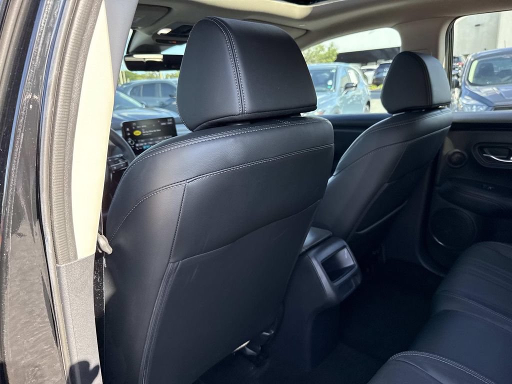 Used 2025 Honda HR-V EX-L image 13