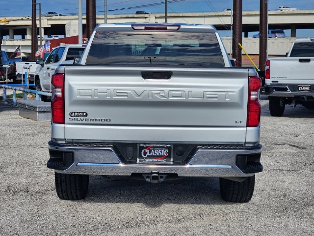 Certified 2022 Chevrolet Silverado 1500 LT RWD image 6
