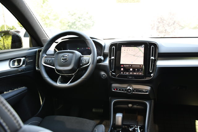 New 2026 Volvo XC40 B5 Ultra w/ Protection Package Premier AWD/4WD image 20