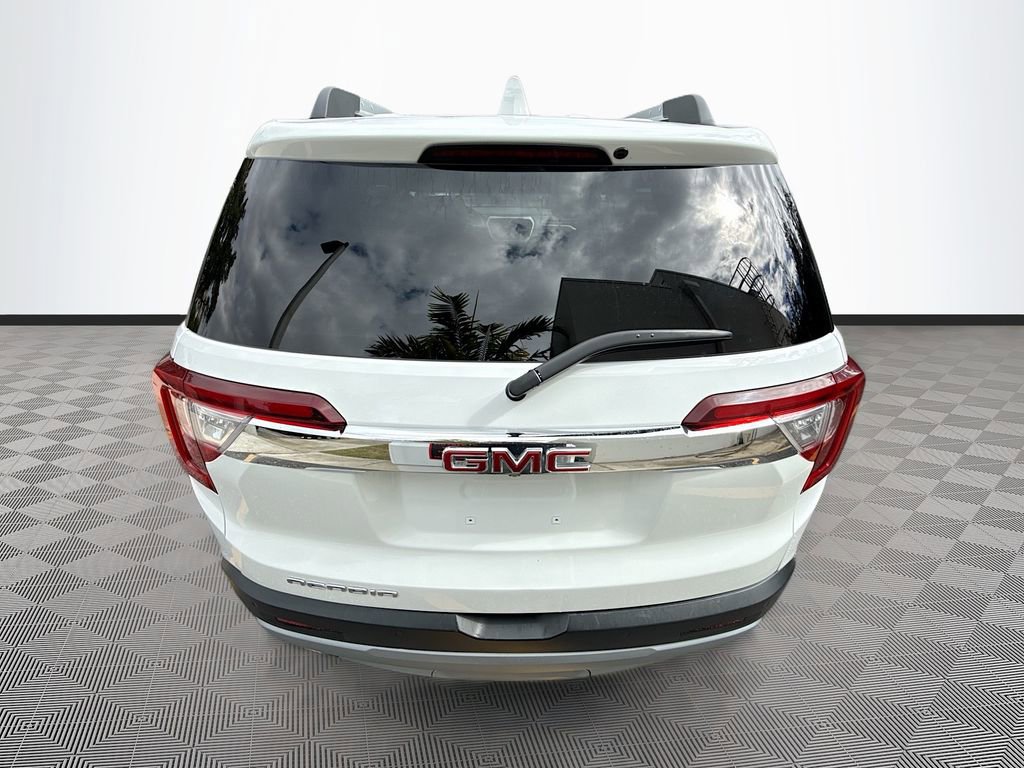Used 2023 GMC Acadia SLT image 7
