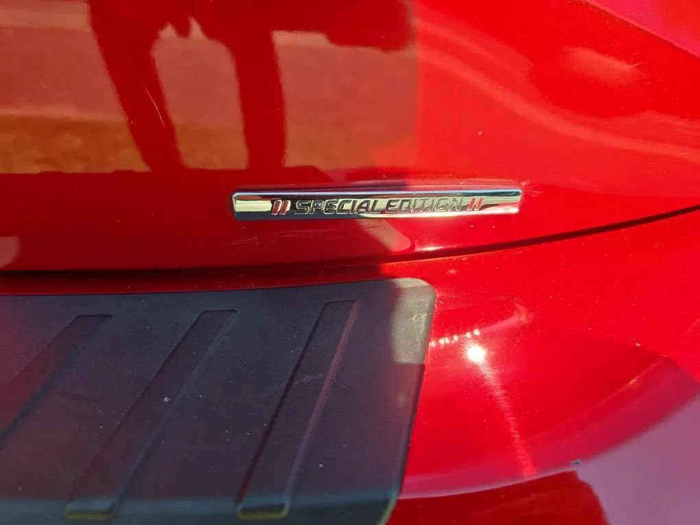 Used 2021 Toyota Corolla SE w/ Special Edition FWD image 11
