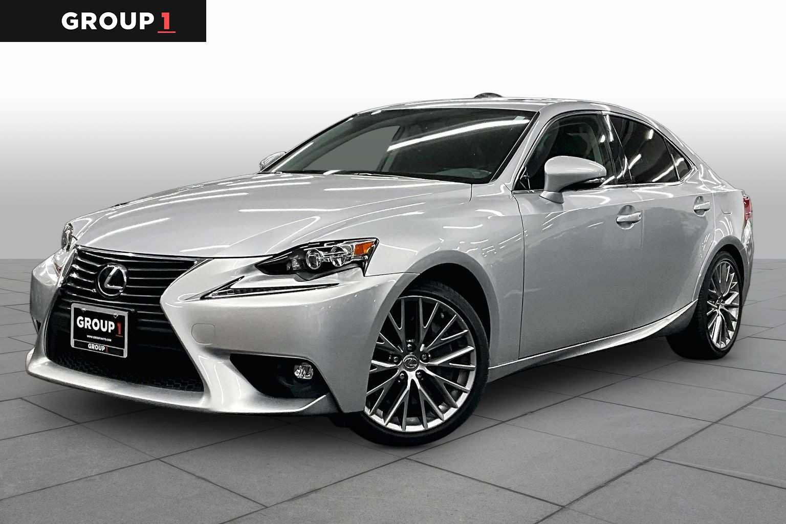 Used 2016 Lexus IS 200t w/ Navigation System Package