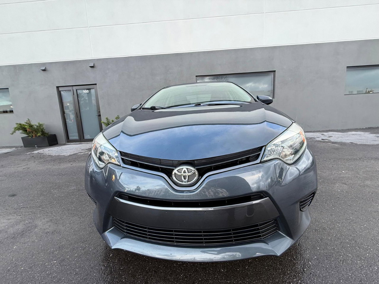 Used 2015 Toyota Corolla LE Premium image 4