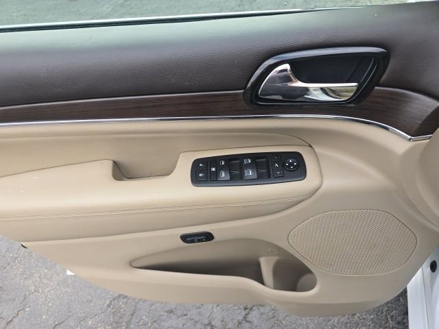 Used 2021 Jeep Grand Cherokee Overland AWD/4WD image 10