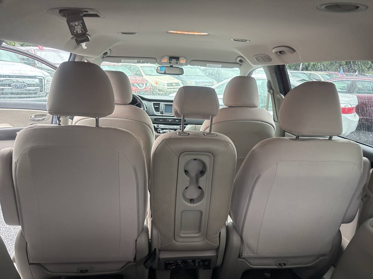 Used 2020 Kia Sedona LX FWD image 21