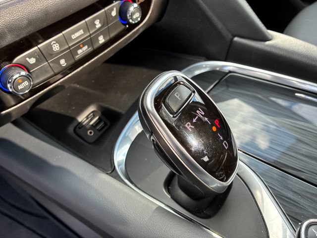Used 2021 Buick Enclave Essence w/ Sport Touring Edition AWD/4WD image 29