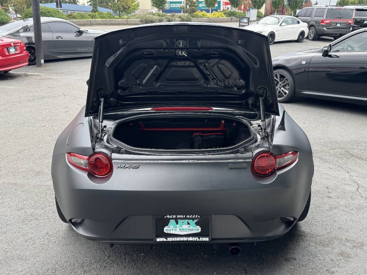 Used 2017 MAZDA MX-5 Miata Club w/ Brembo/BBS Package RWD image 6