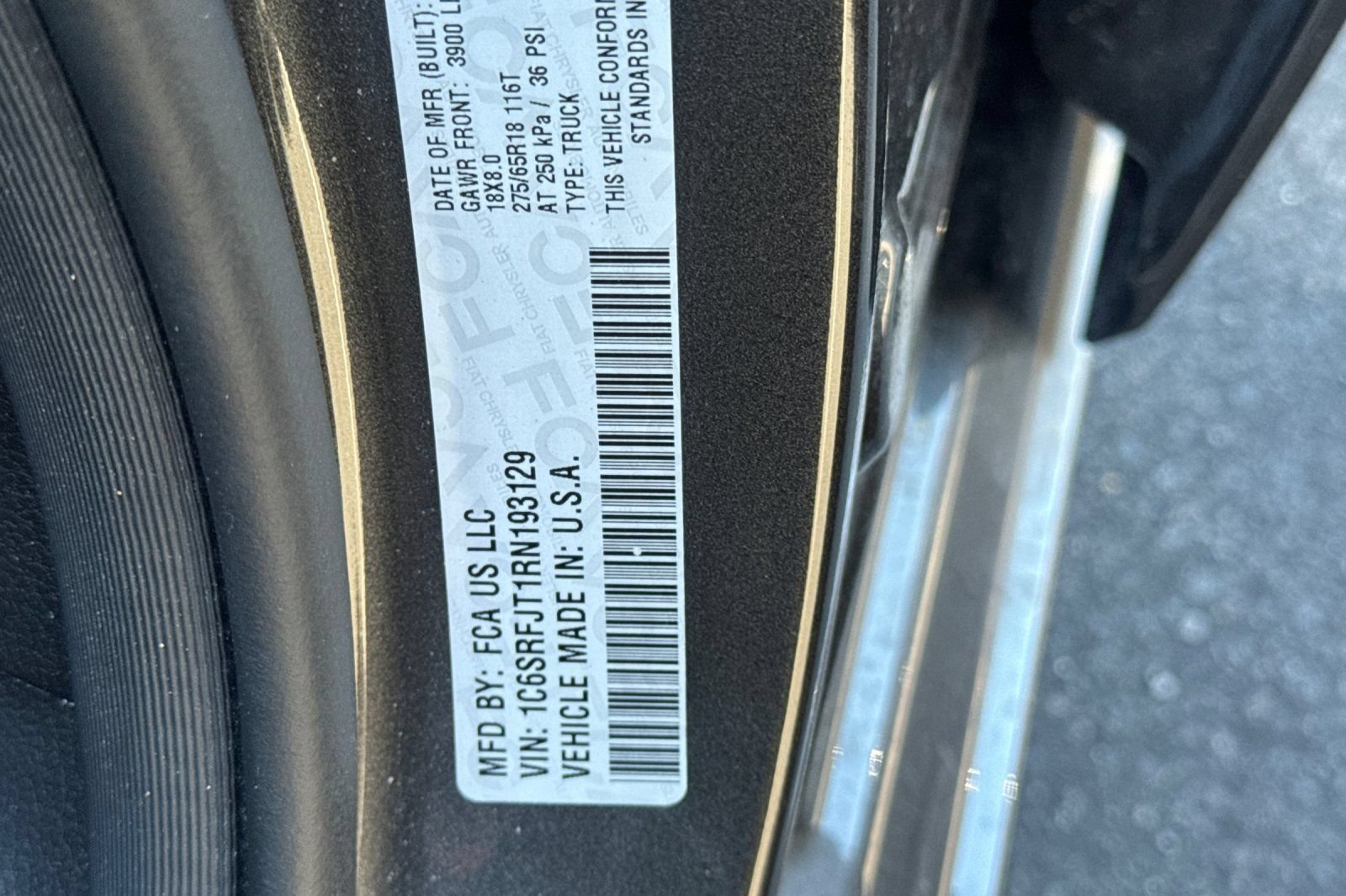 Used 2024 RAM 1500 Laramie AWD/4WD image 52