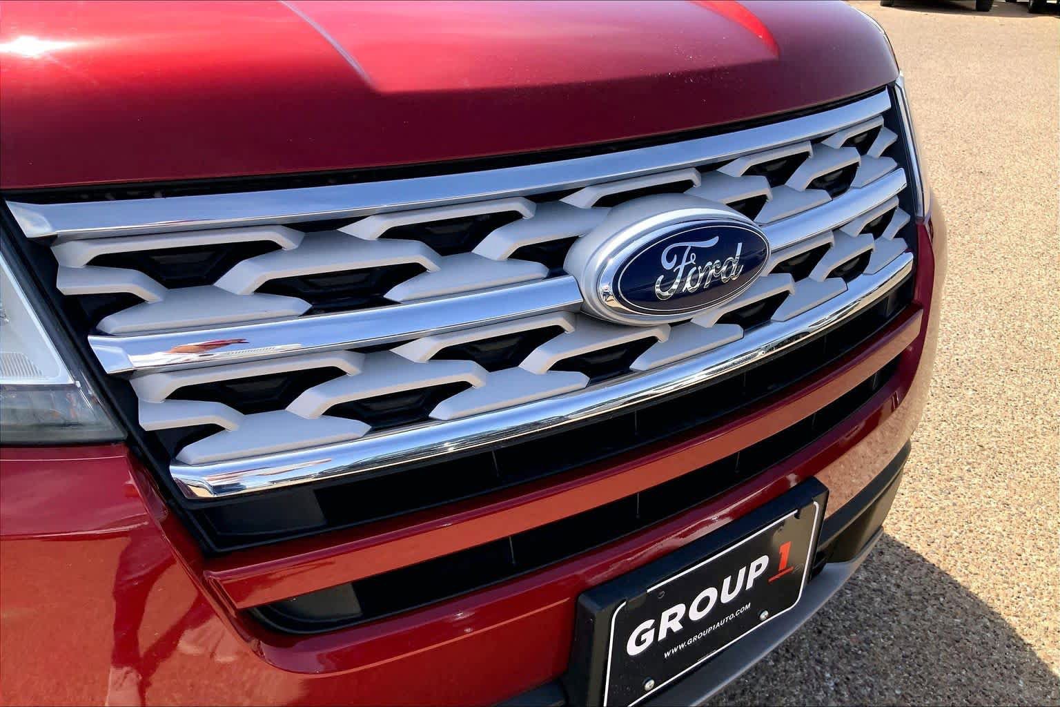 Used 2019 Ford Explorer XLT w/ Equipment Group 201A FWD image 37