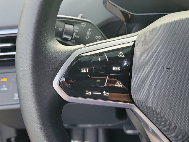 Certified 2024 Volkswagen ID.4 Pro RWD image 18