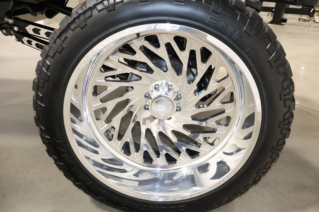 Used 2024 Ford F350 Limited w/ FX4 Off-Road Package image 21