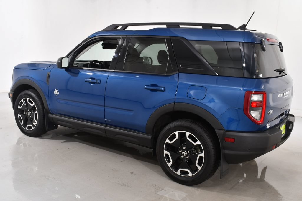 Used 2023 Ford Bronco Sport Outer Banks w/ Tech Package AWD/4WD image 15