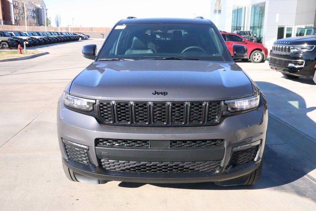 New 2025 Jeep Grand Cherokee L Limited AWD/4WD image 10