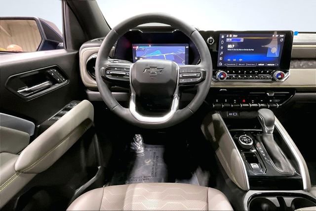 Used 2025 Chevrolet Colorado ZR2 w/ Technology Package image 5
