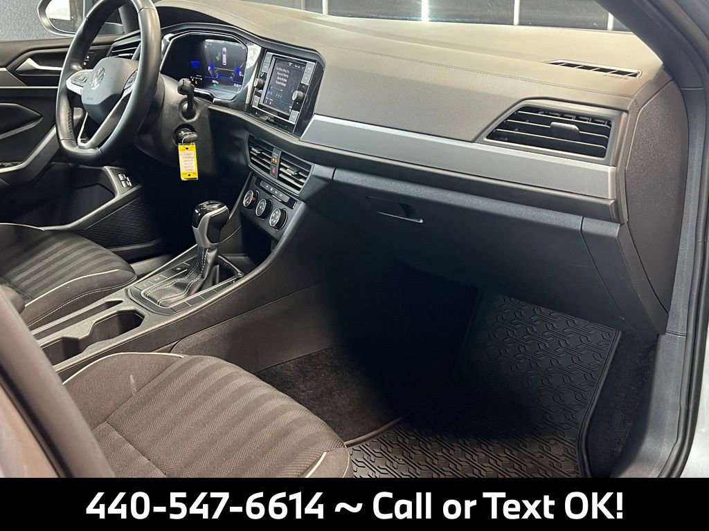 Used 2023 Volkswagen Jetta Sport image 20