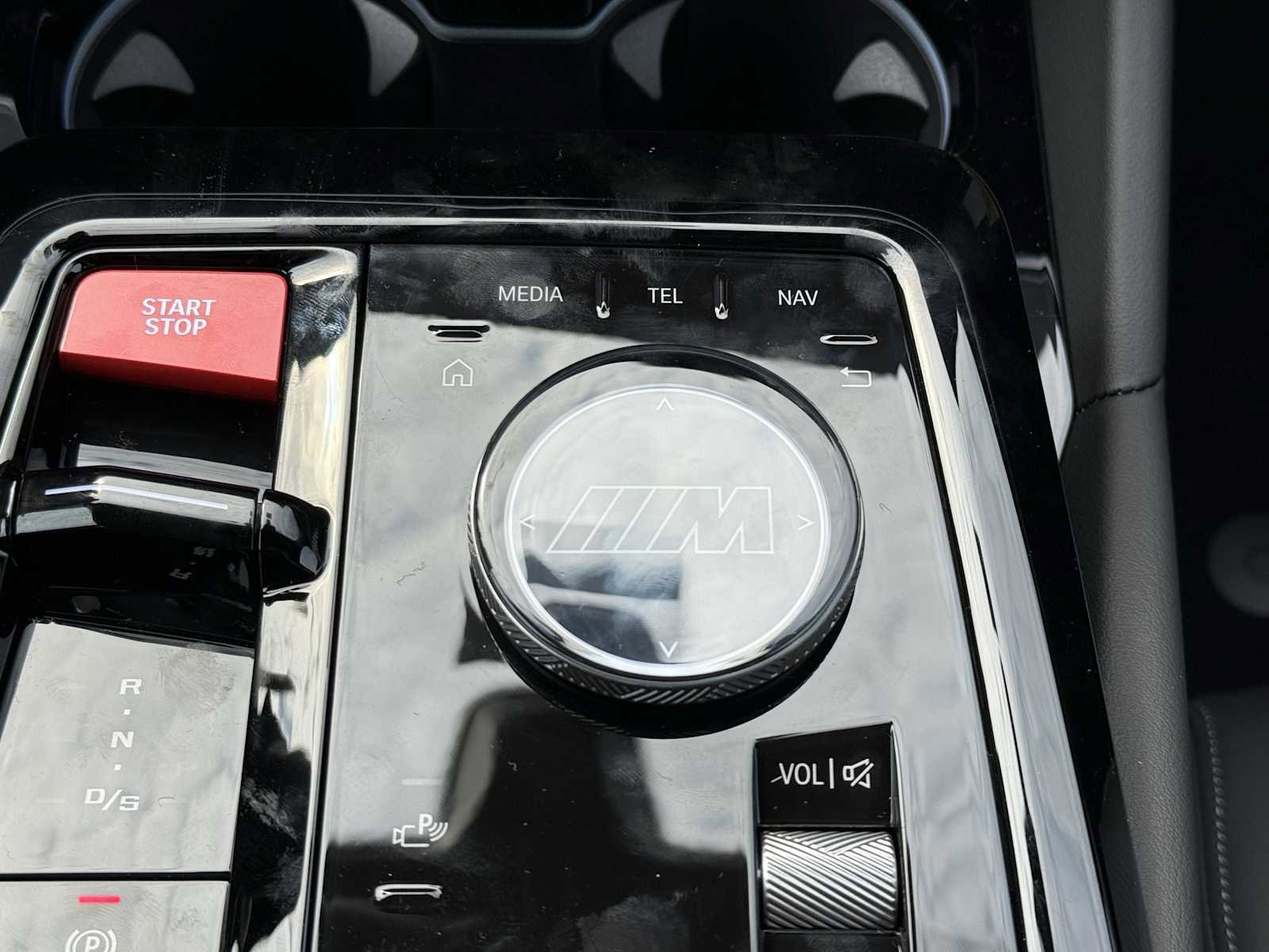 New 2026 BMW M5 w/ Executive Package image 24