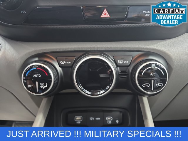 Used 2026 Hyundai Venue SEL FWD image 21