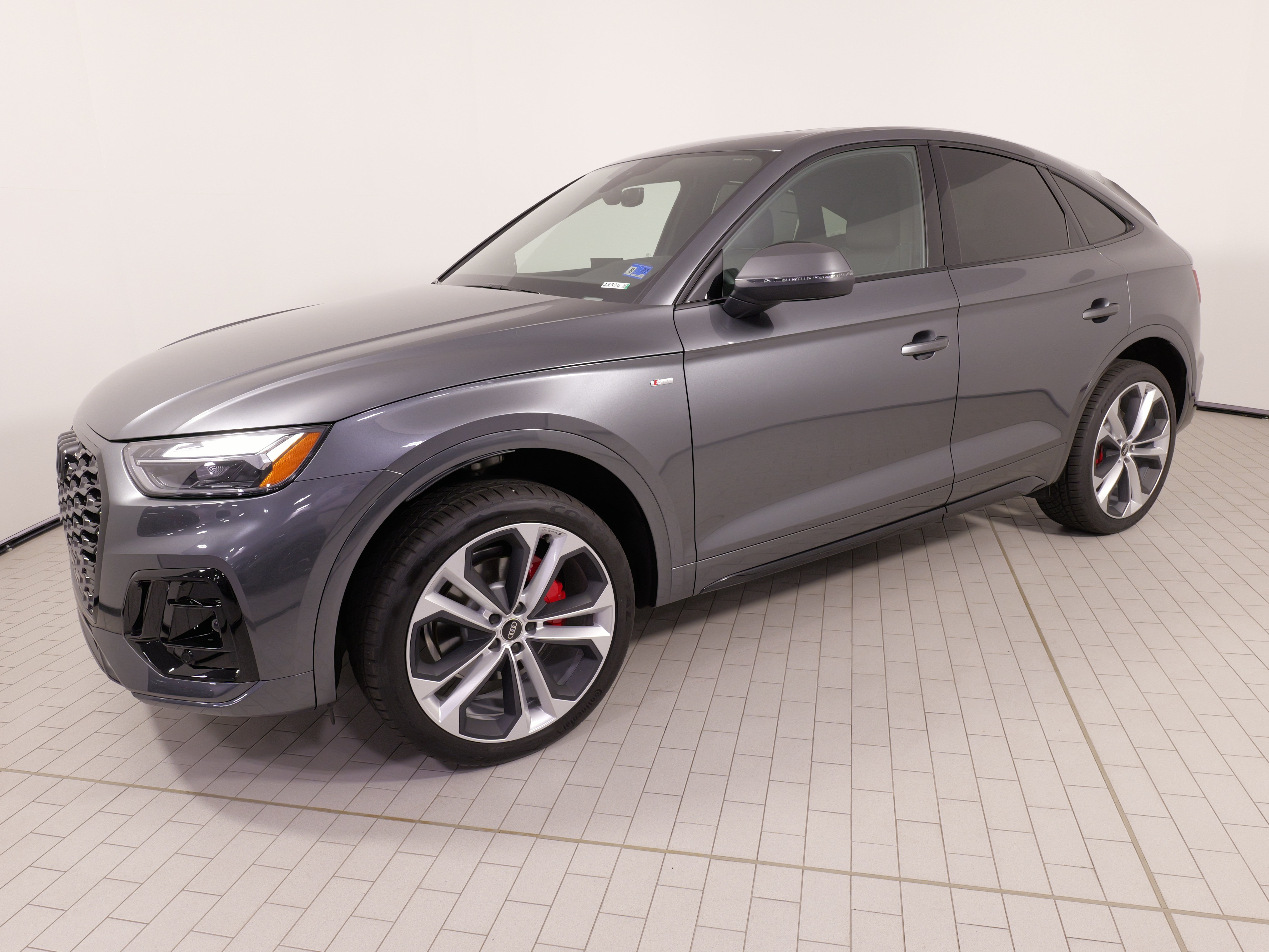 Used 2024 Audi Q5 2.0T Premium Plus AWD/4WD image 1
