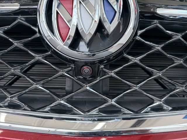 Used 2023 Buick Envision Avenir AWD/4WD image 3