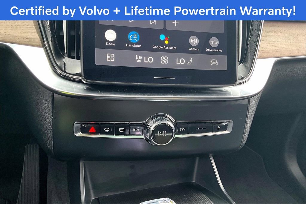 Certified 2025 Volvo XC90 B5 Plus image 42