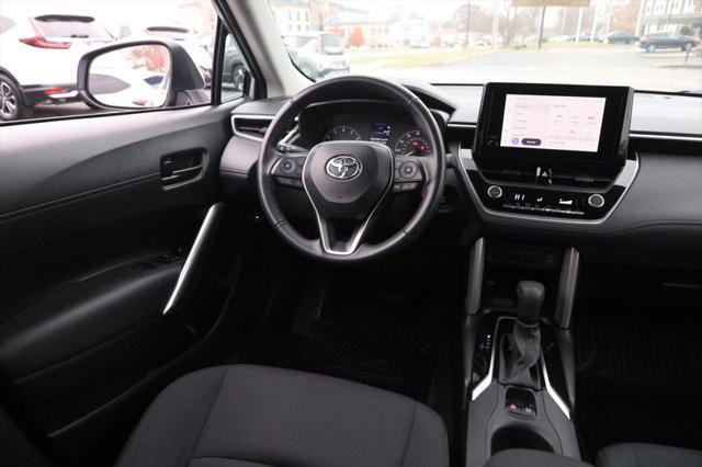 Certified 2024 Toyota Corolla Cross LE image 21