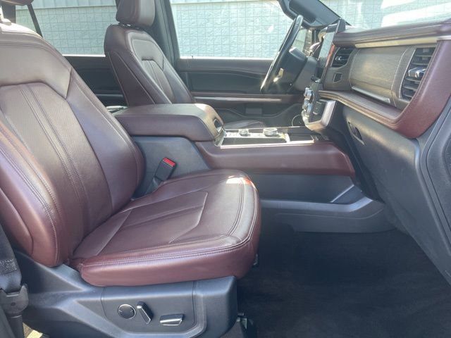 Used 2023 Ford Expedition Limited AWD/4WD image 16