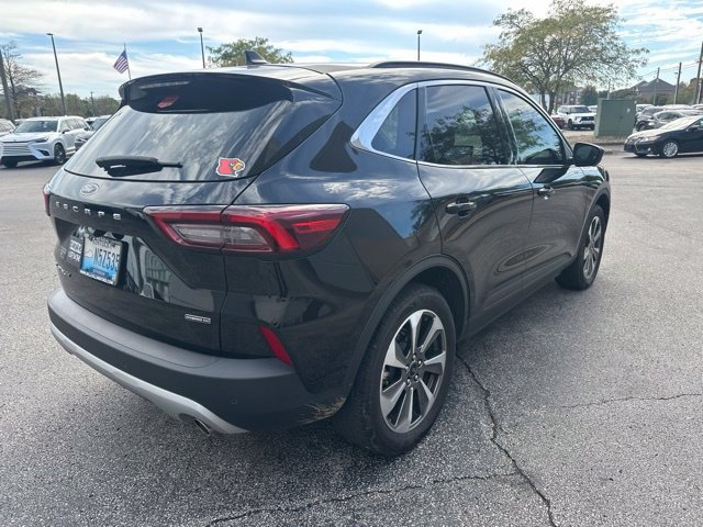 Used 2024 Ford Escape Platinum AWD/4WD image 3