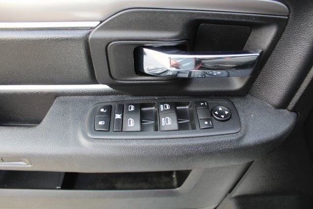 Used 2021 RAM 1500 Classic Warlock AWD/4WD image 26