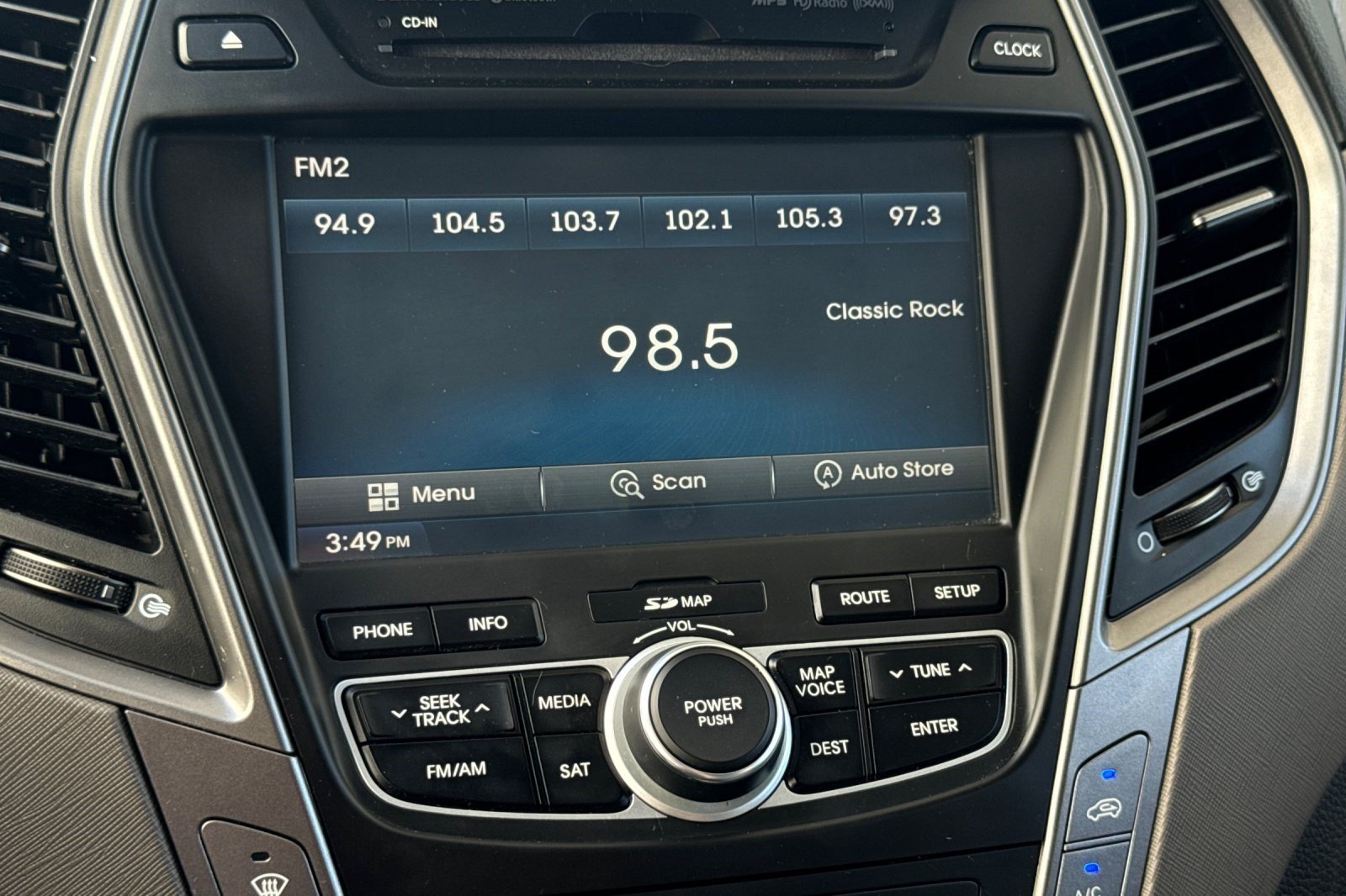 Used 2014 Hyundai Santa Fe Sport w/ Technology Package 14 FWD image 25
