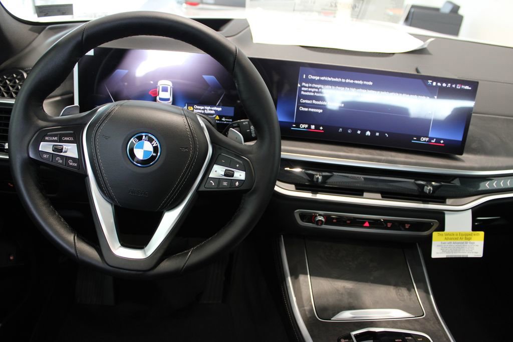 New 2026 BMW X5 xDrive50e image 5