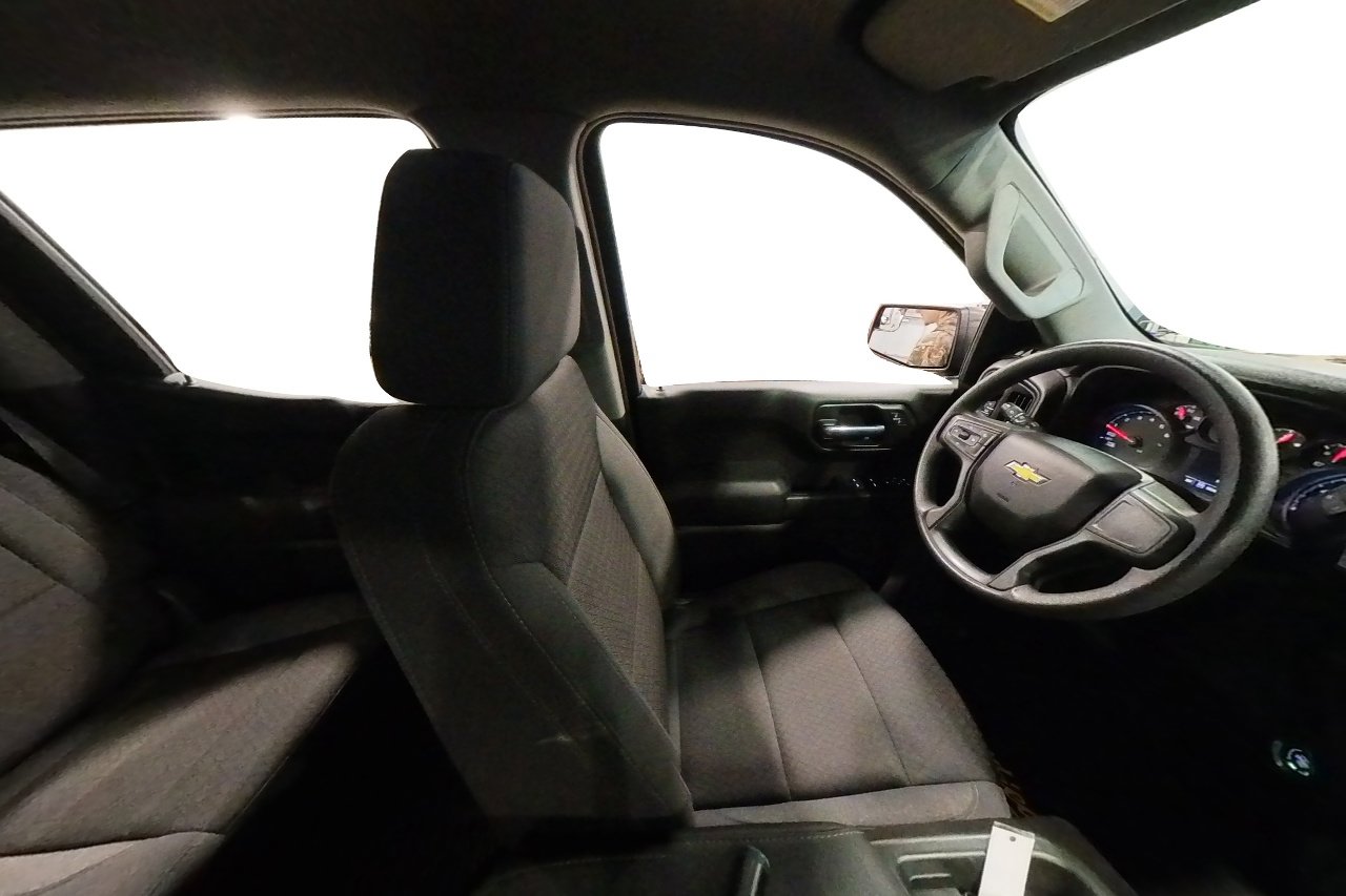 Used 2023 Chevrolet Silverado 1500 Custom image 40