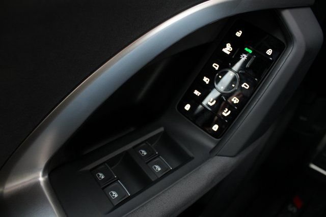 New 2025 Audi SQ5 Premium Plus AWD/4WD image 11