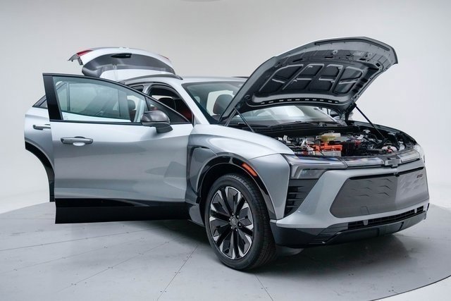 New 2026 Chevrolet Blazer EV RS w/ LPO, All-Weather Mat Package image 16