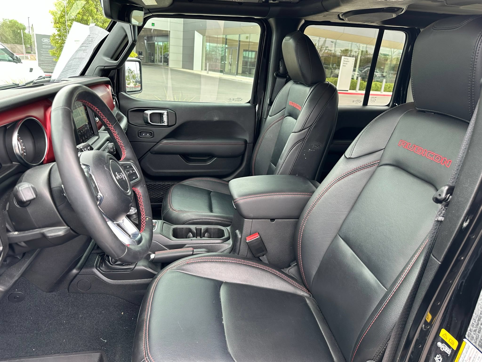 Used 2023 Jeep Wrangler Unlimited Rubicon w/ Cold Weather Group AWD/4WD image 13