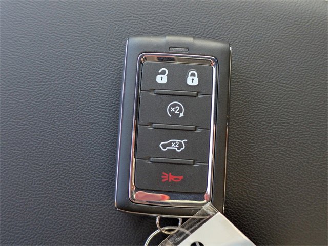 New 2025 Jeep Grand Cherokee Altitude image 33