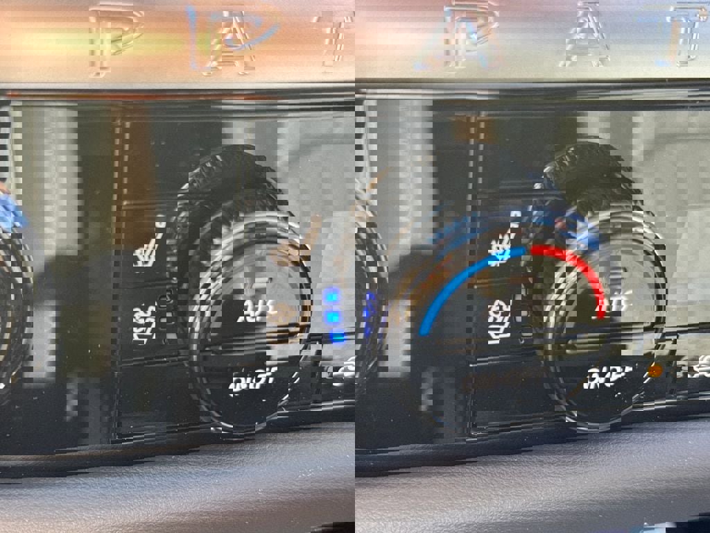 New 2026 Nissan Pathfinder Platinum image 17