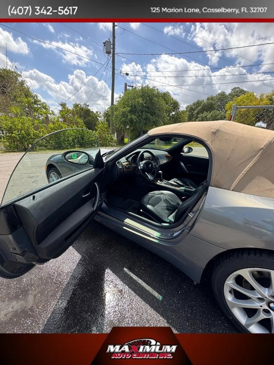 Used 2008 BMW Z4 3.0i RWD image 9
