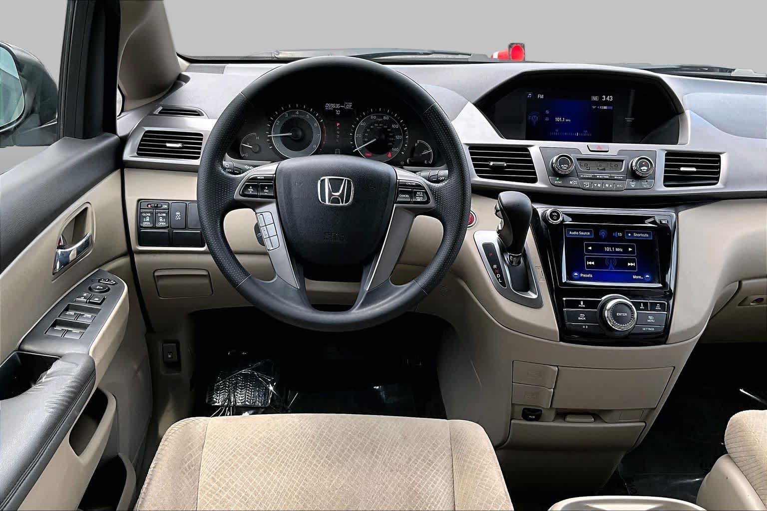 Used 2016 Honda Odyssey EX image 6