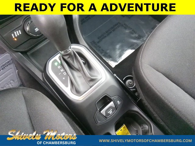 Used 2019 Jeep Renegade Latitude image 19