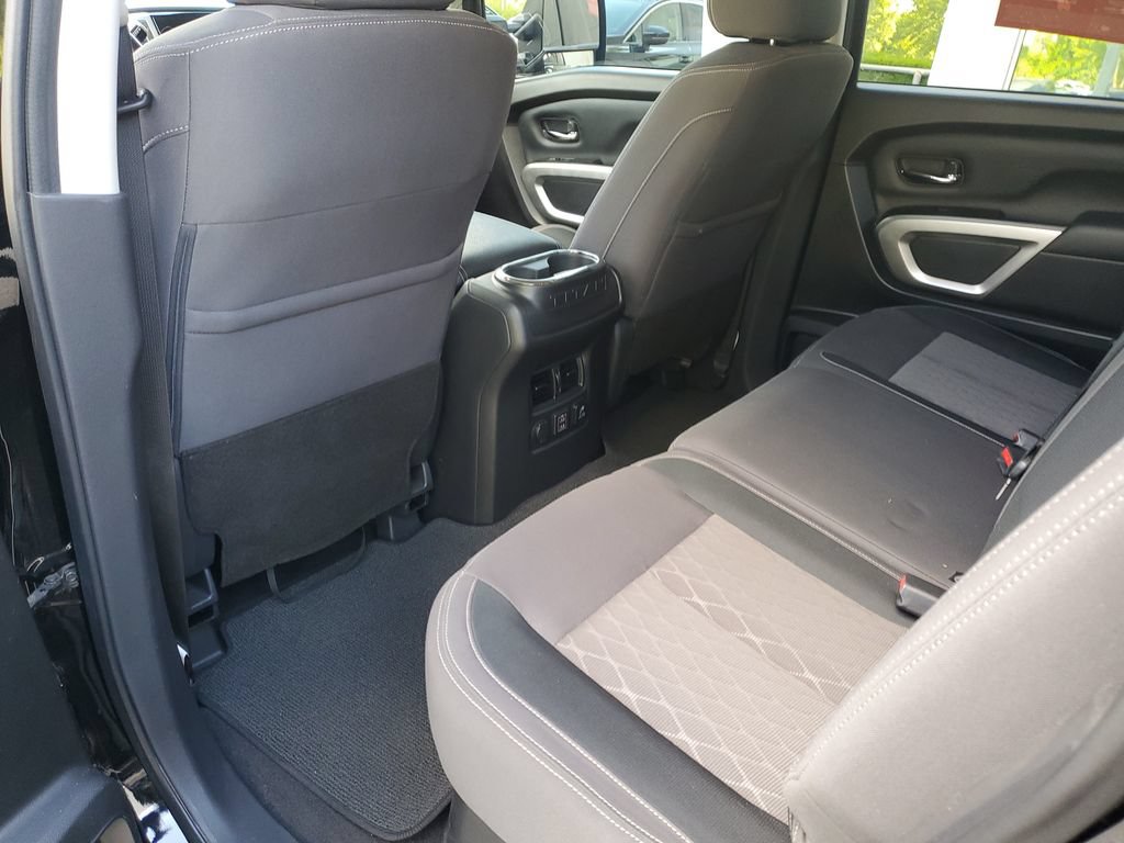 Certified 2024 Nissan Titan SV w/ SV Convenience Package AWD/4WD image 12