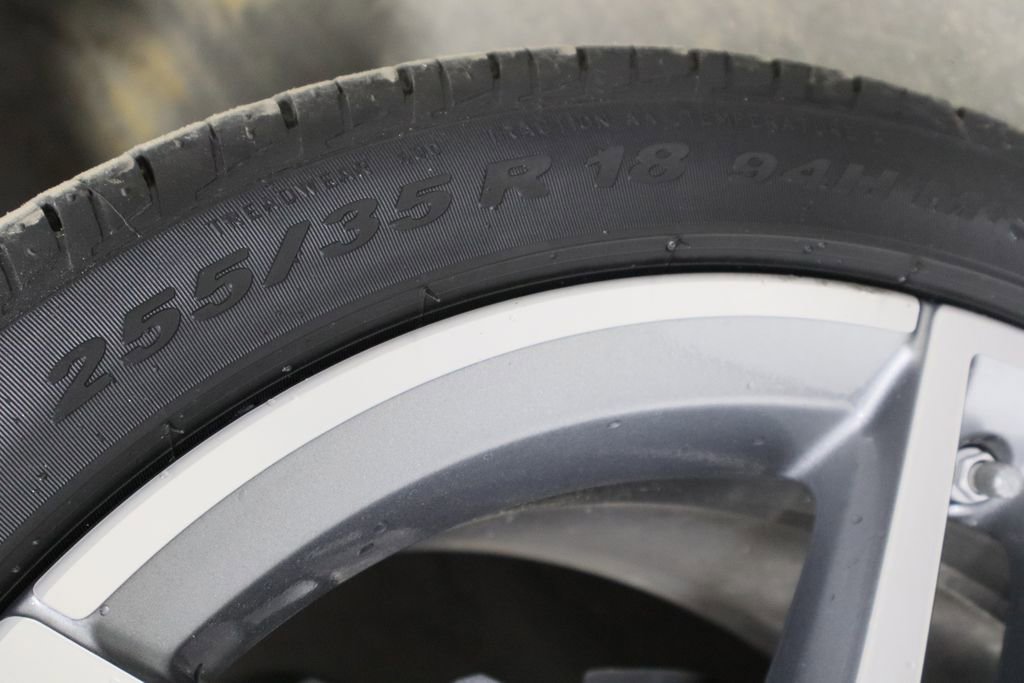 Used 2014 Mercedes-Benz E 550 Coupe image 36