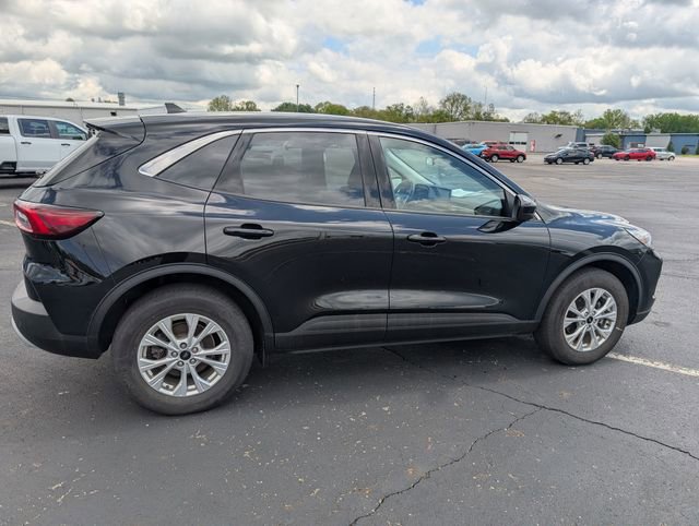 Used 2023 Ford Escape Active w/ Tech Pack #2 AWD/4WD image 8