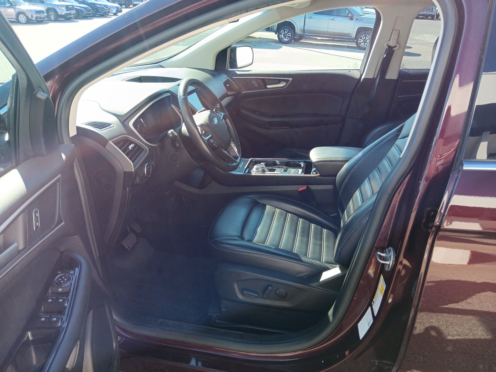 Used 2020 Ford Edge SEL FWD image 13