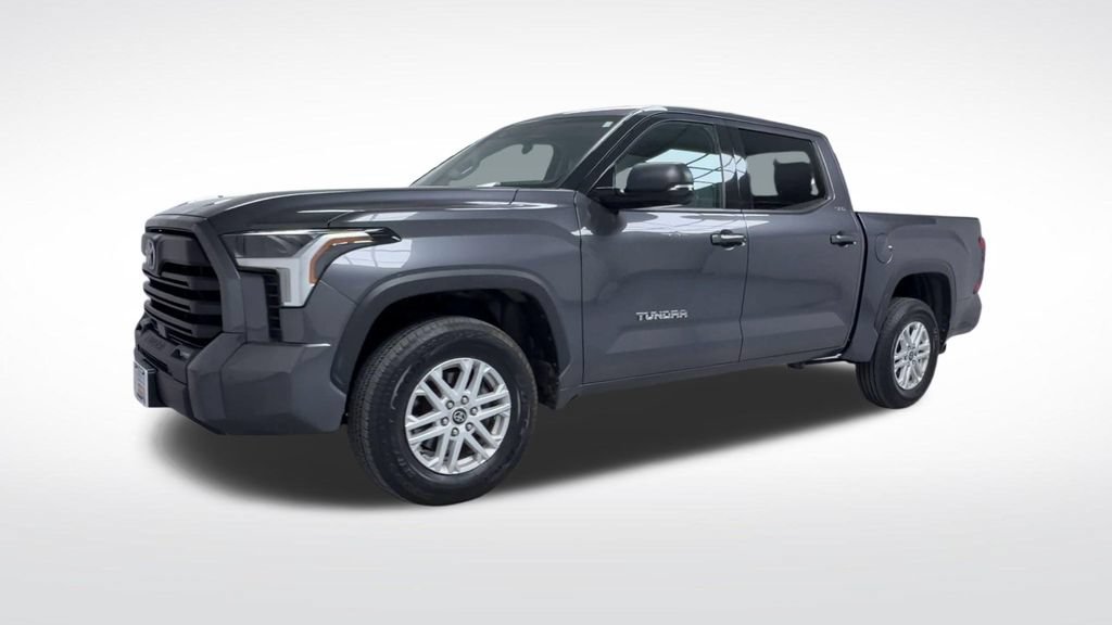 Used 2023 Toyota Tundra SR5 w/ SR5 Premium Package AWD/4WD image 4