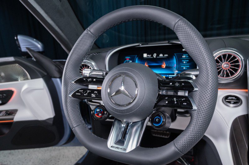 New 2026 Mercedes-Benz SL 63 AMG 4MATIC image 20