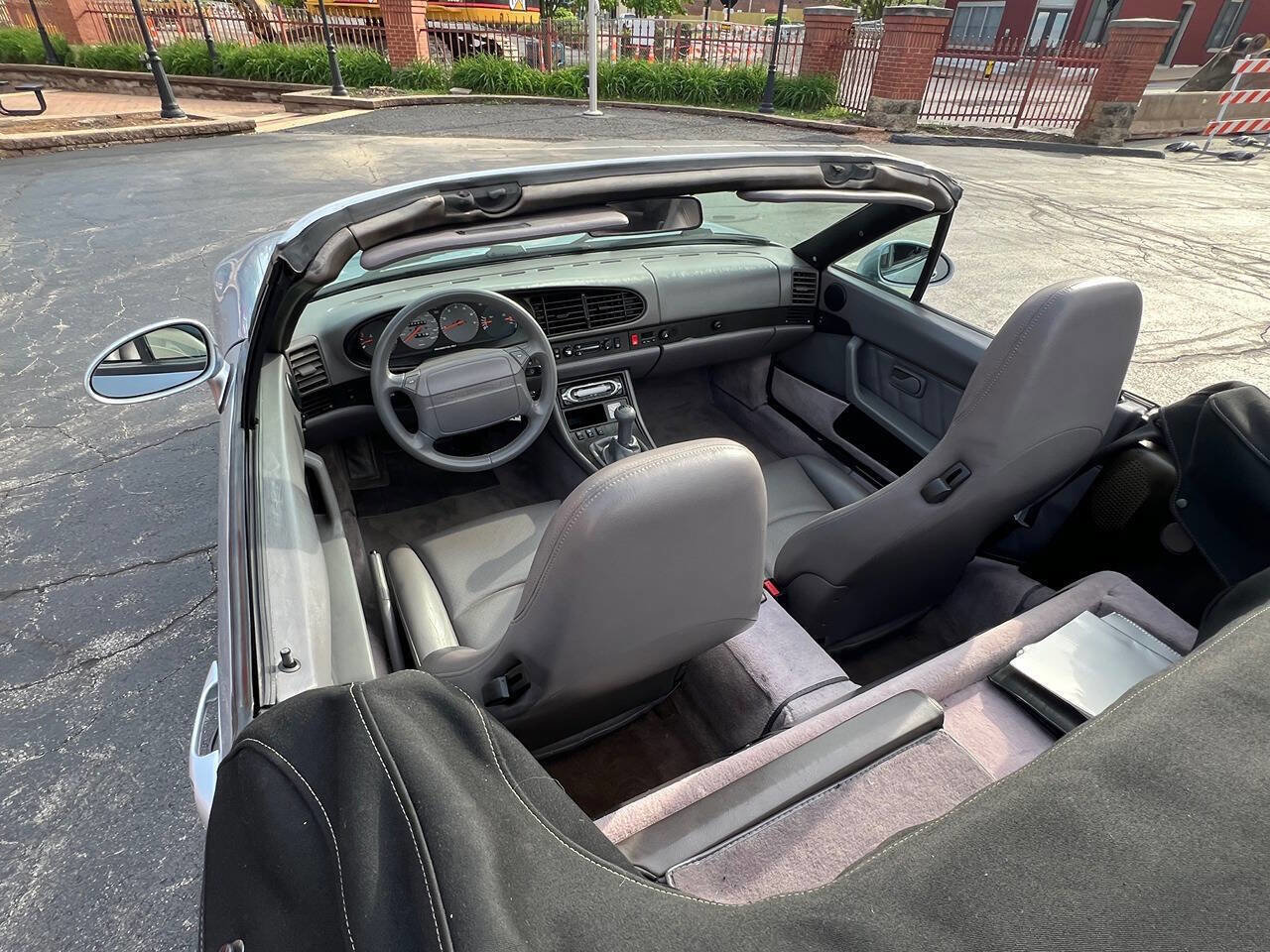 Used 1994 Porsche 968 Cabriolet RWD image 22
