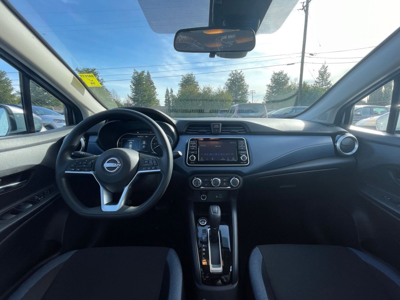 Used 2025 Nissan Versa SV image 28