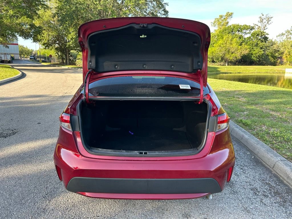 Used 2022 Toyota Corolla LE image 10