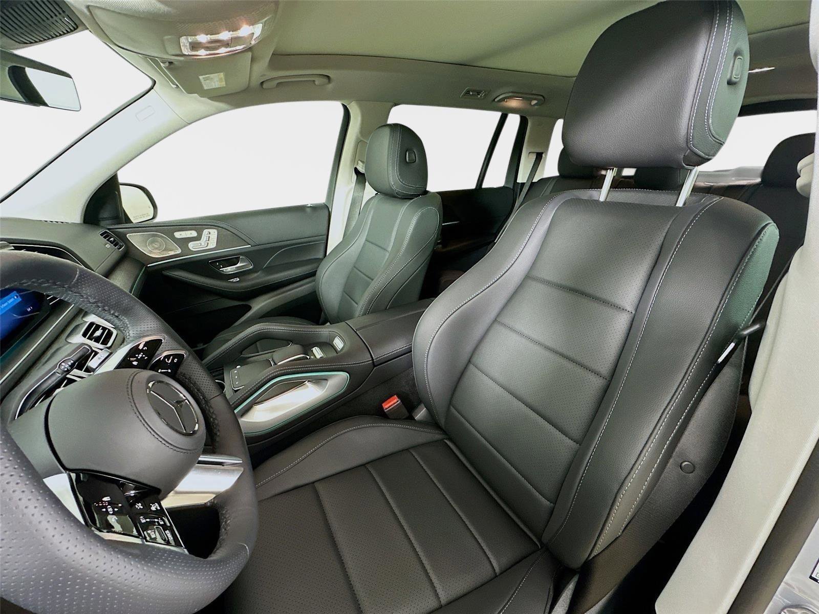 Used 2026 Mercedes-Benz GLS 450 4MATIC image 27