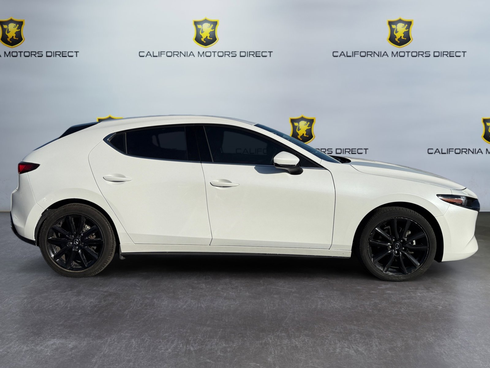 Used 2023 MAZDA MAZDA3 s image 6